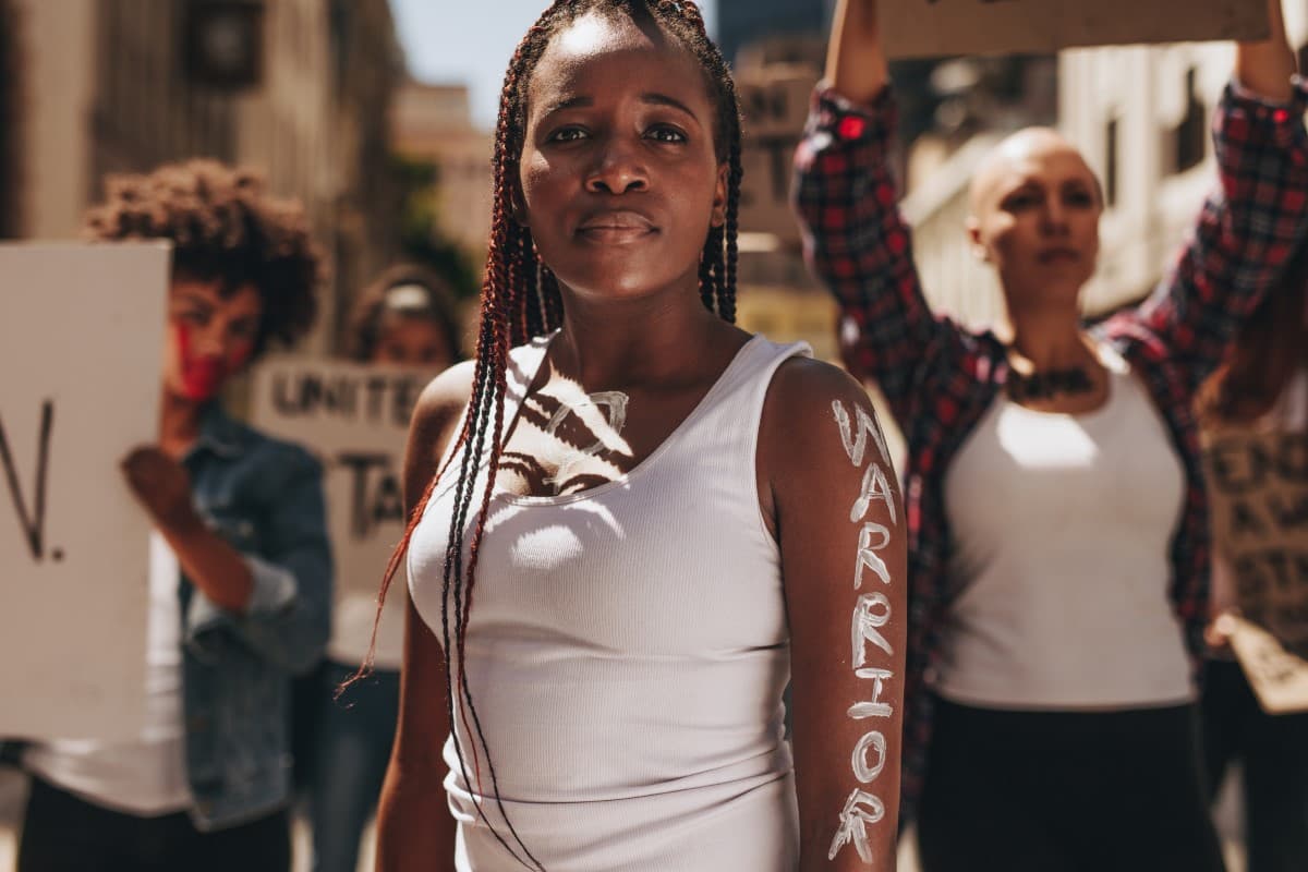 Nanouki - Principios y Valores - Defensa y visibilización de la igualdad de género y empoderamiento de las mujeres